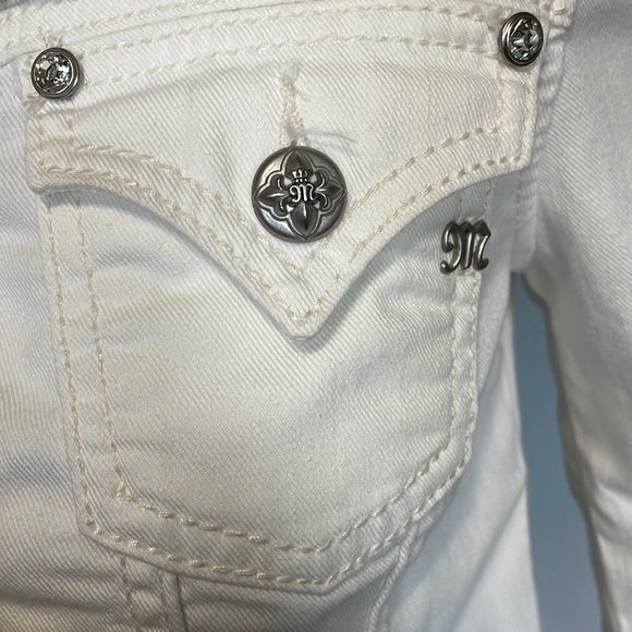 Miss Me White Crop Jean Jacket- EUC - Picture 4 of 15